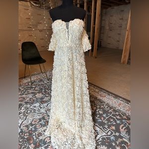 Floral ivory wedding dress